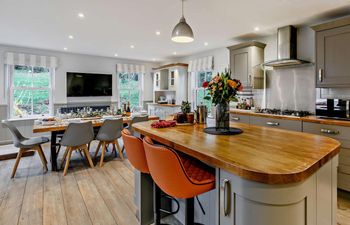 4 Bed in Truro Holiday Cottage