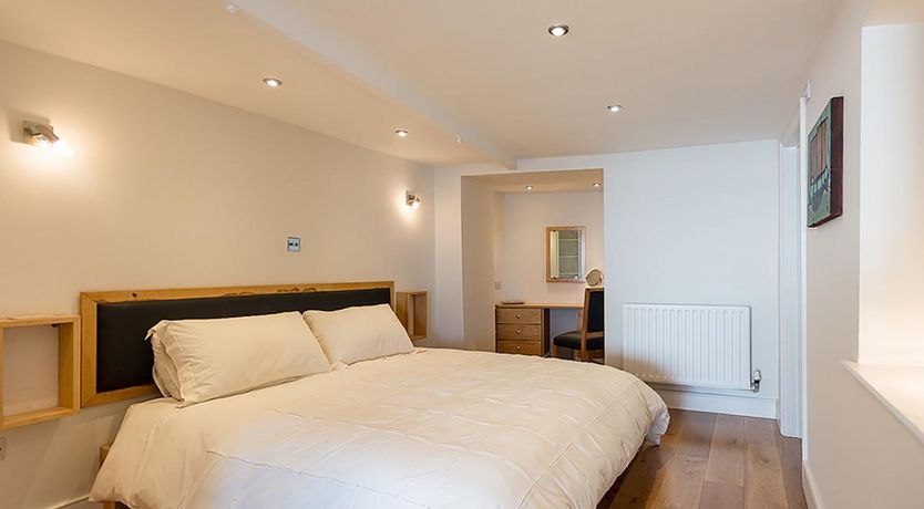 Photo of 1 Bed in Aberdovey