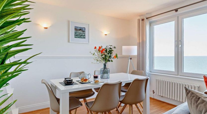 Photo of 3 Bed in Ilfracombe