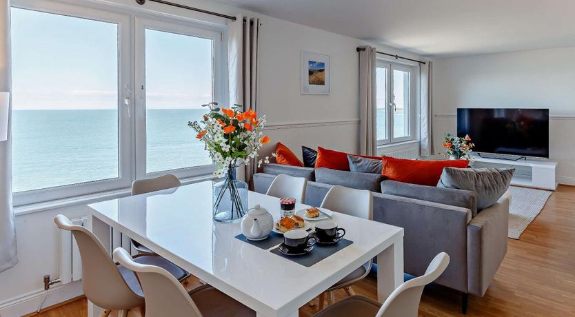 Photo of 3 Bed in Ilfracombe