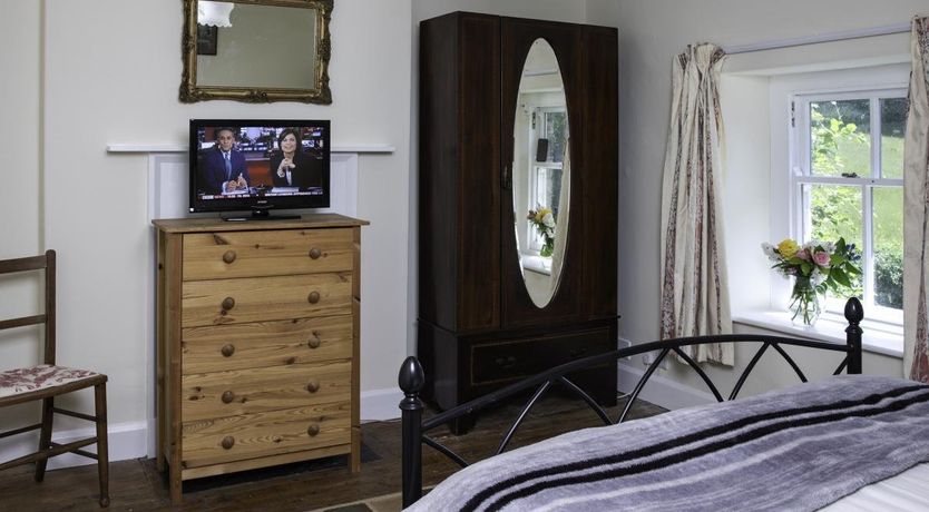 Photo of 3 Bed in Llansantffraed