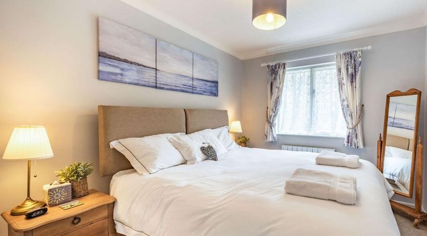 Photo of 2 Bed in Narberth