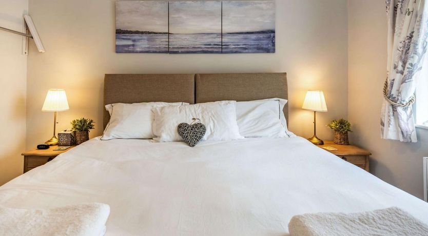 Photo of 2 Bed in Narberth