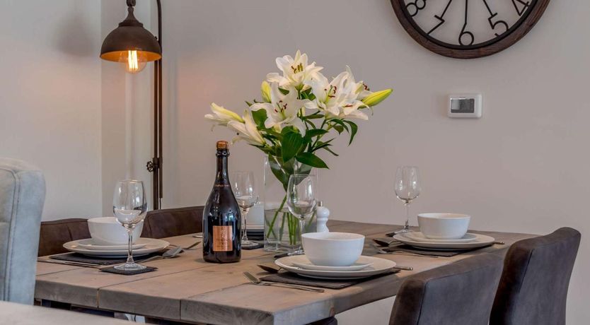 Photo of 2 Bed in Usk-