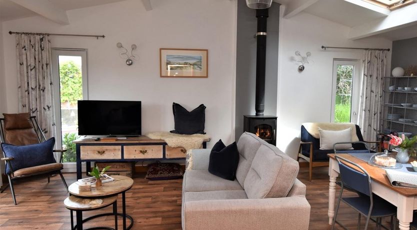 Photo of 2 Bed in Stoke Prior