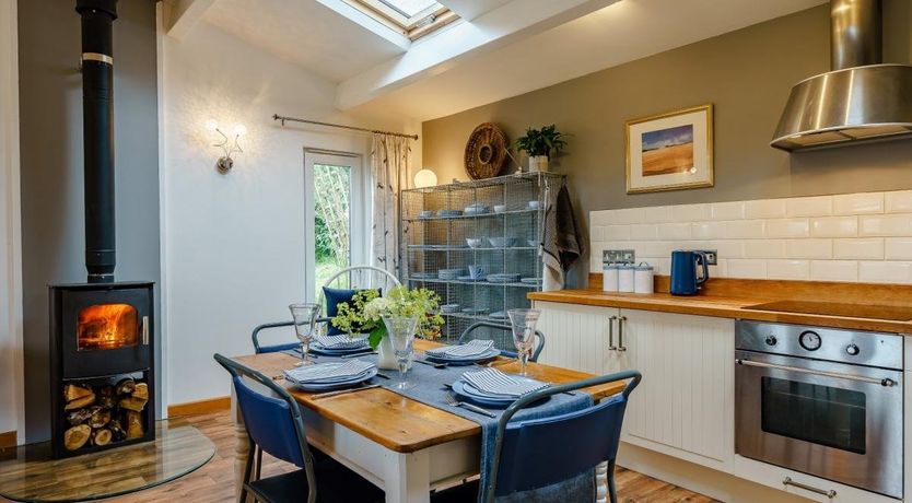 Photo of 2 Bed in Stoke Prior