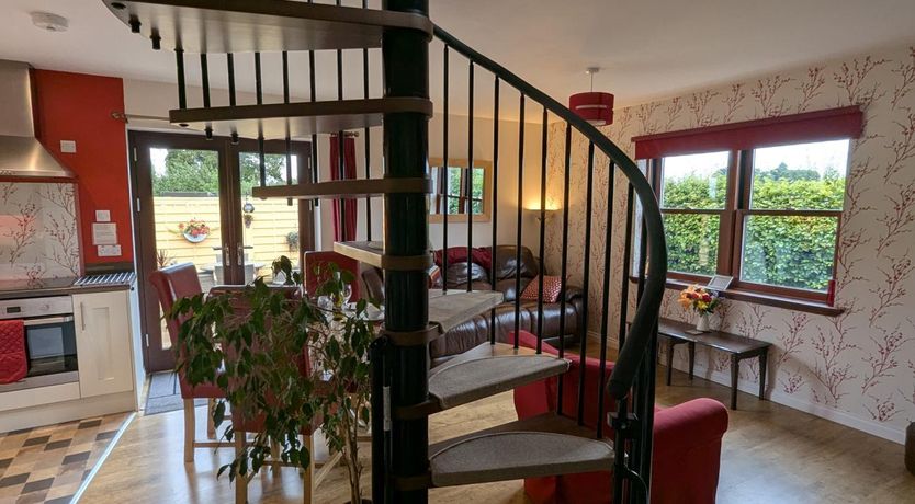 Photo of 2 Bed in Melrose