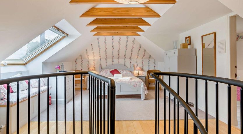 Photo of 2 Bed in Melrose
