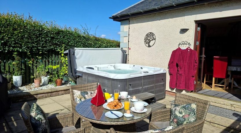 Photo of 2 Bed in Longnewton