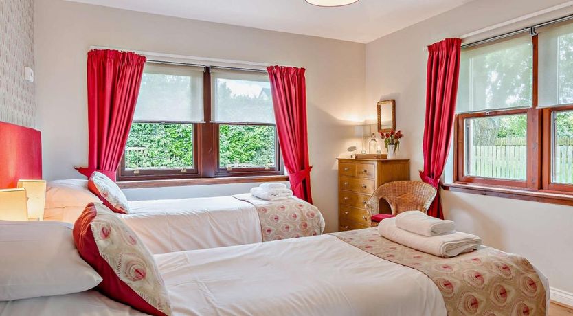 Photo of 2 Bed in Melrose