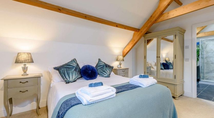 Photo of 3 Bed in Combe Martin