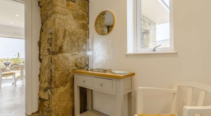Photo of 1 Bed in Penzance