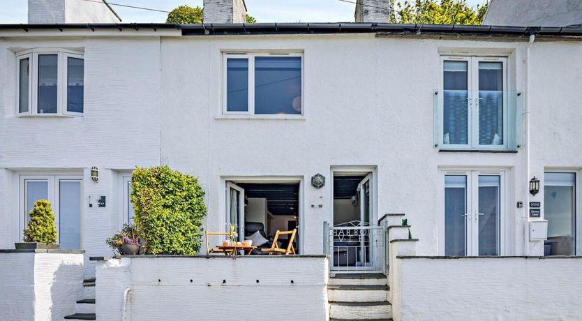 Photo of 2 Bed in Aberdovey