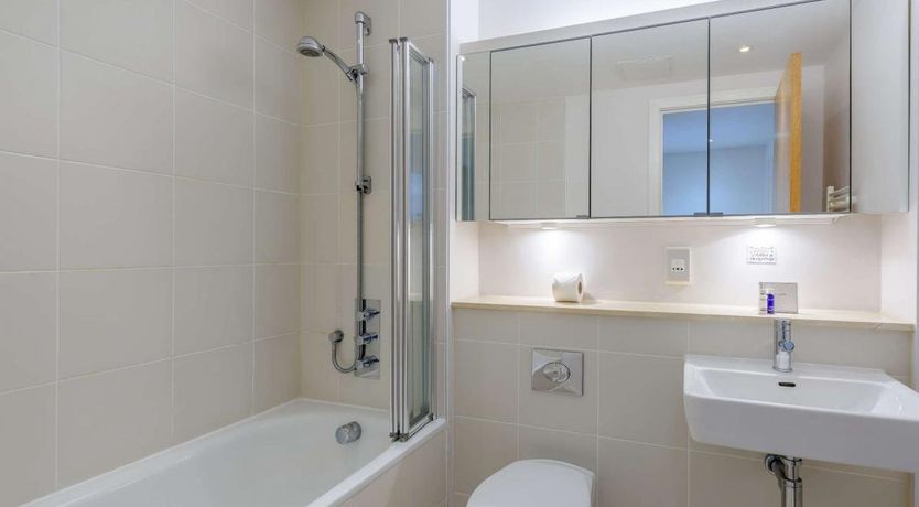 Photo of 2 Bed in Westward Ho