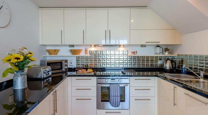 Photo of 2 Bed in Westward Ho