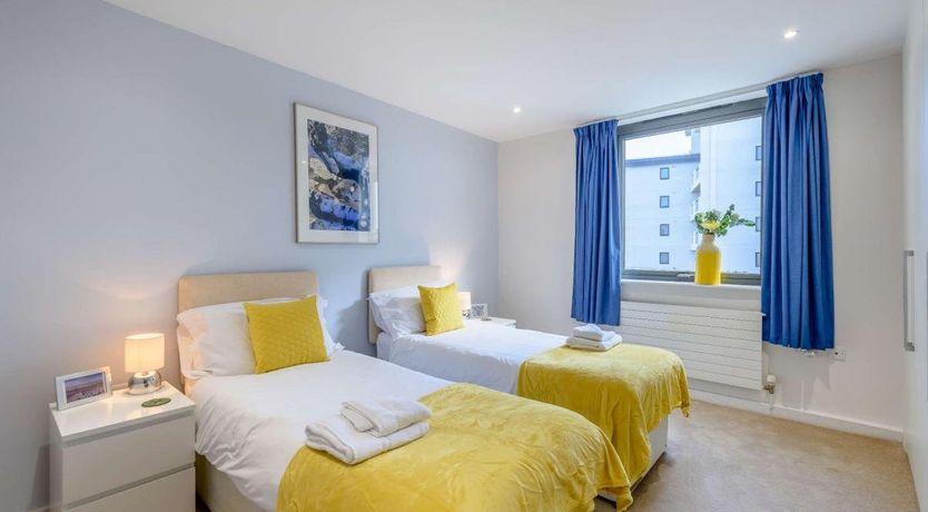 Photo of 2 Bed in Westward Ho