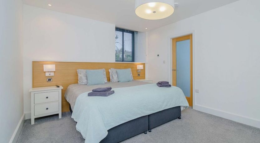 Photo of 4 Bed in Dyffryn Ardudwy