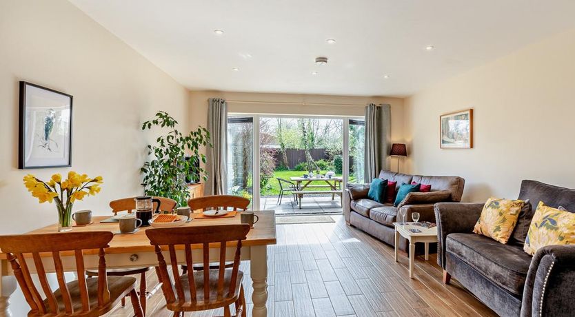 Photo of 1 Bed in Ashcott