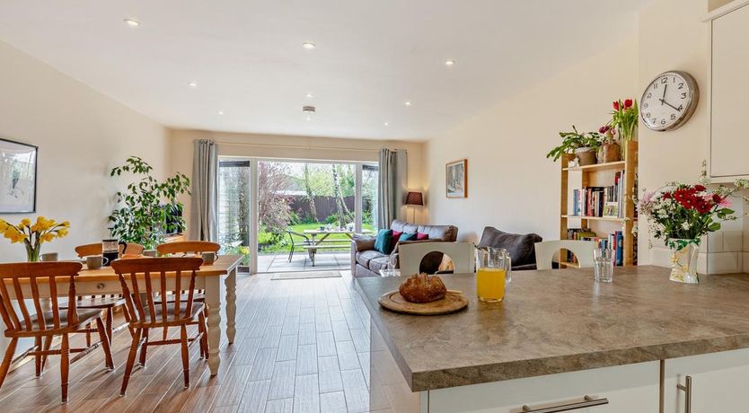 Photo of 1 Bed in Ashcott