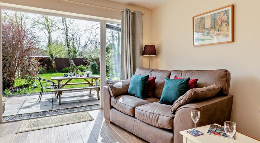 Photo of 1 Bed in Ashcott