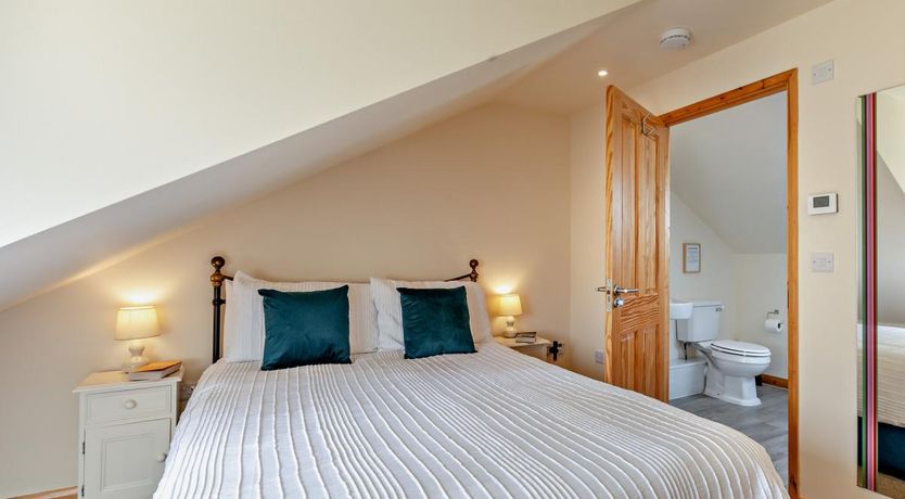 Photo of 1 Bed in Ashcott