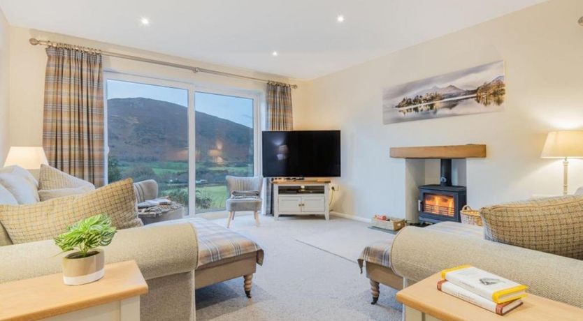 Photo of 4 Bed in Newlands