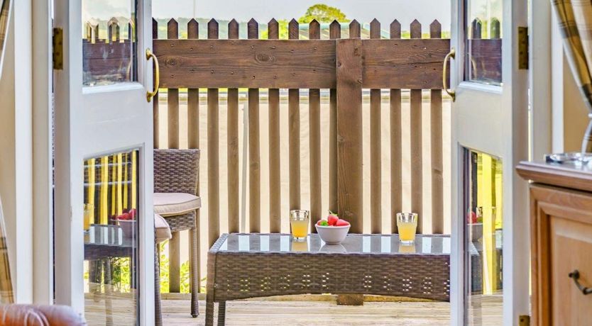 Photo of 5 Bed in Narberth