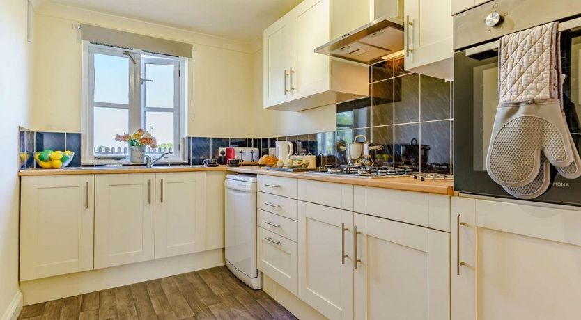 Photo of 5 Bed in Narberth