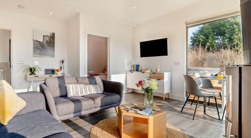 Photo of 2 Bed in East Bergholt