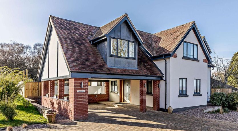 Photo of 5 Bed in Telford