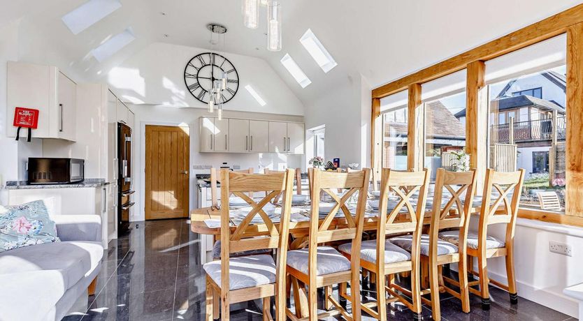 Photo of 5 Bed in Telford