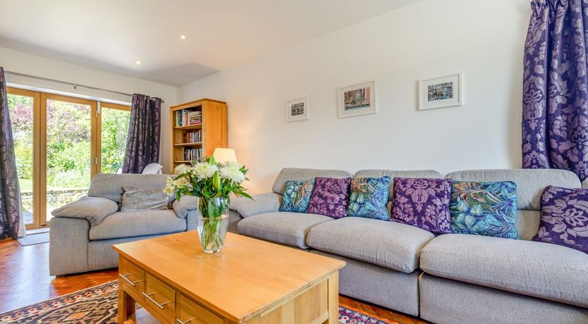 Photo of 5 Bed in Telford
