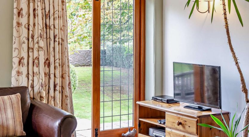 Photo of 1 Bed in Bettws Newydd