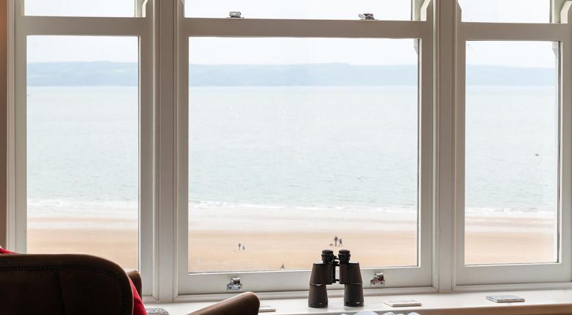 Photo of 3 Bed in Tenby
