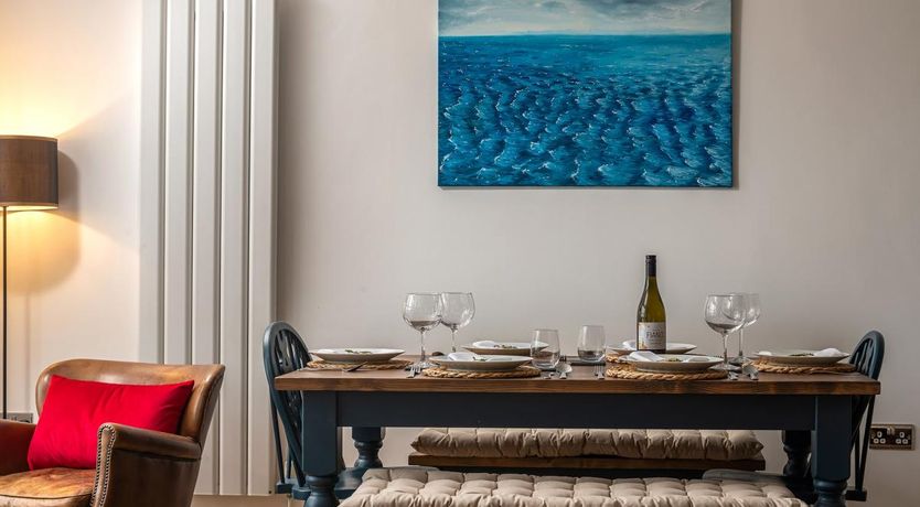 Photo of 3 Bed in Tenby