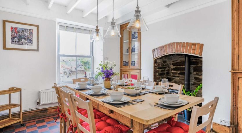 Photo of 4 Bed in Cardigan