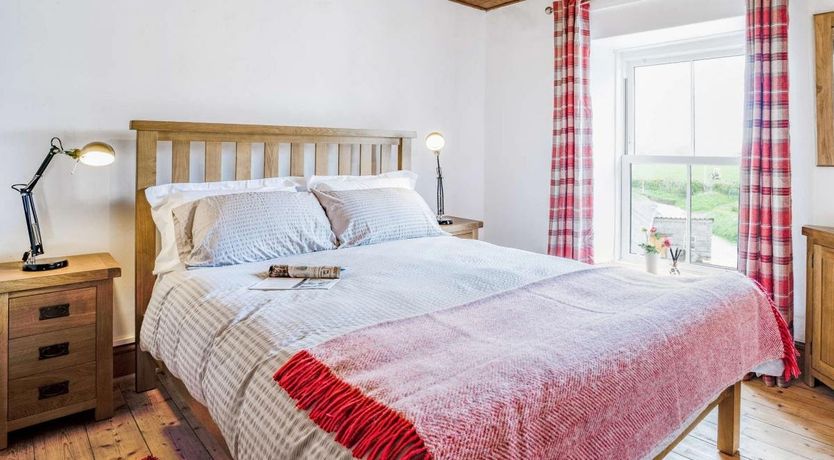 Photo of 4 Bed in Rhoshill