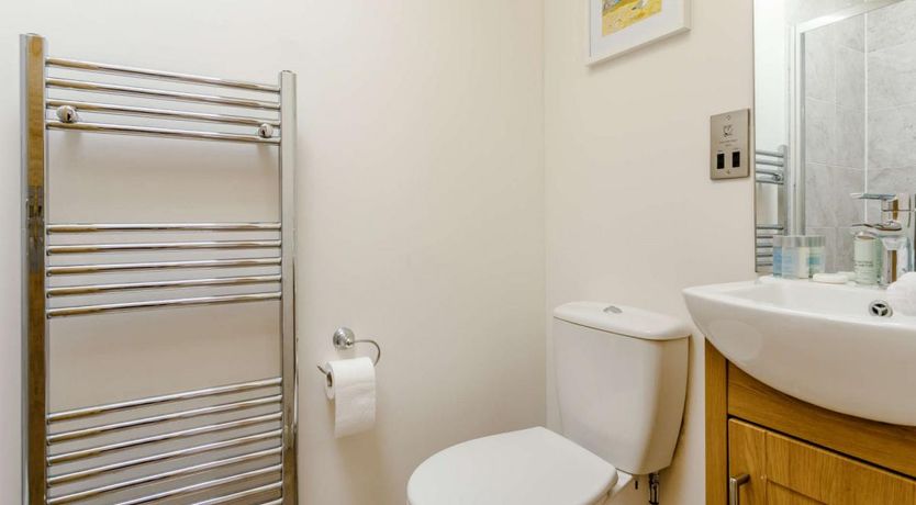 Photo of 2 Bed in Romansleigh