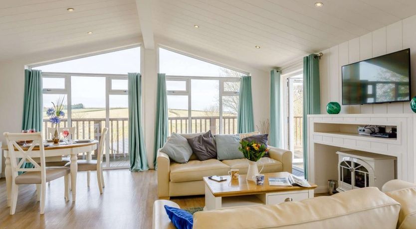 Photo of 2 Bed in Romansleigh