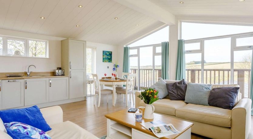 Photo of 2 Bed in Romansleigh