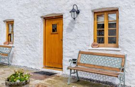 Photo of cottage-in-south-wales-17