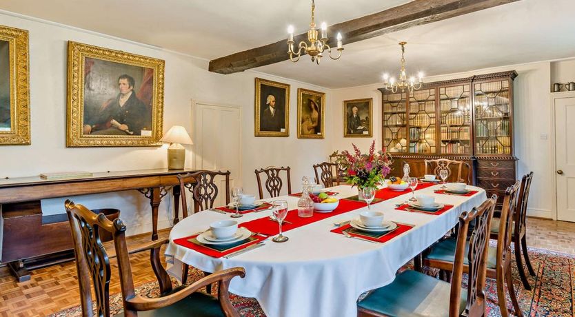 Photo of 4 Bed in Boot