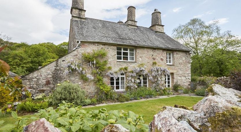 Photo of 4 Bed in Boot