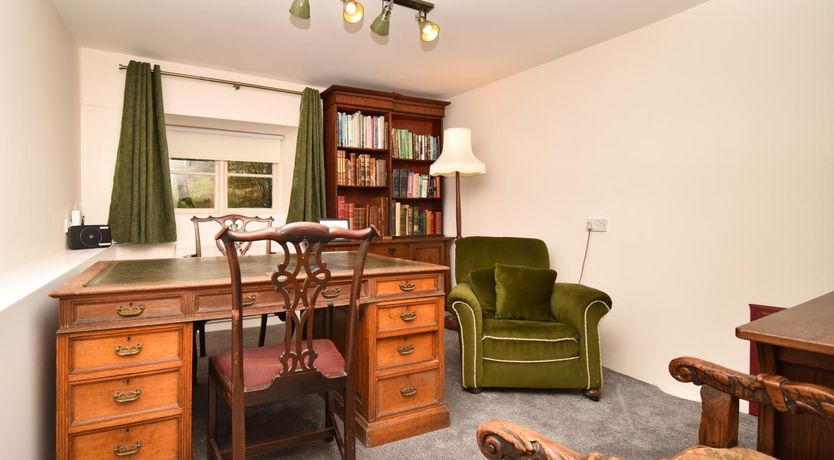 Photo of 4 Bed in Holmrook