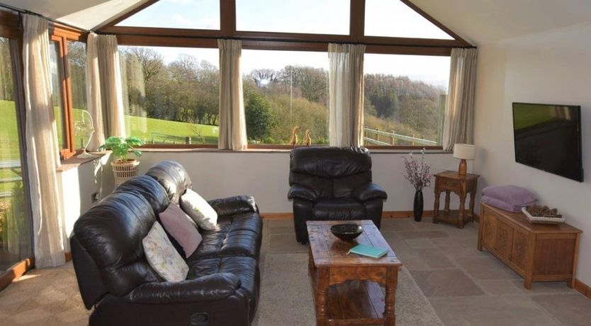 Photo of 1 Bed in Garthbrengy