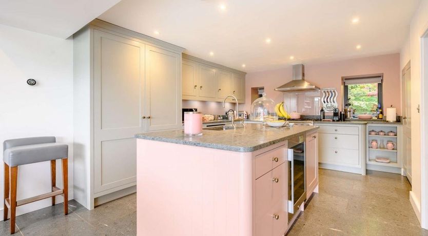 Photo of 6 Bed in Coniston