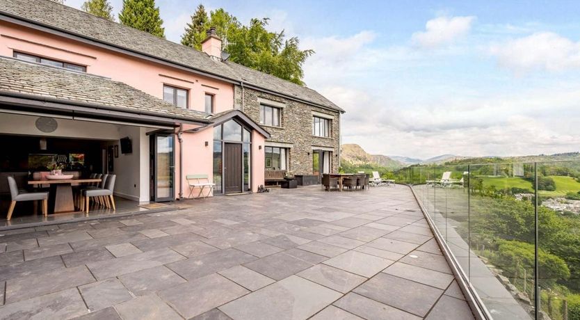 Photo of 6 Bed in Coniston