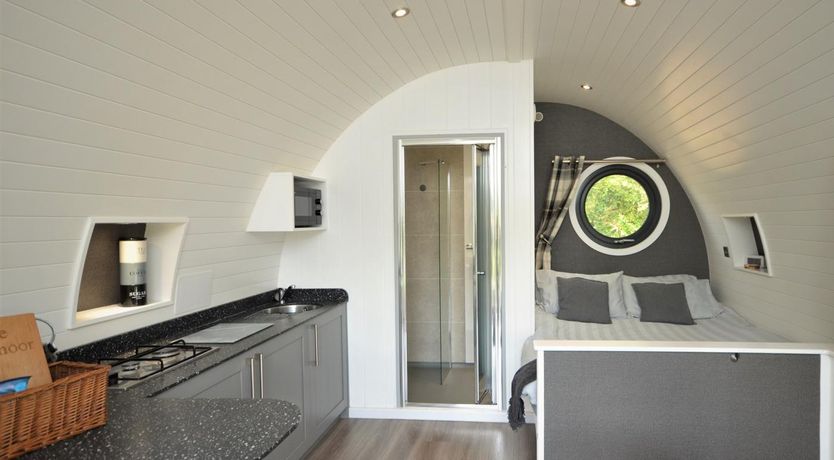 Photo of 1 Bed in South Brent