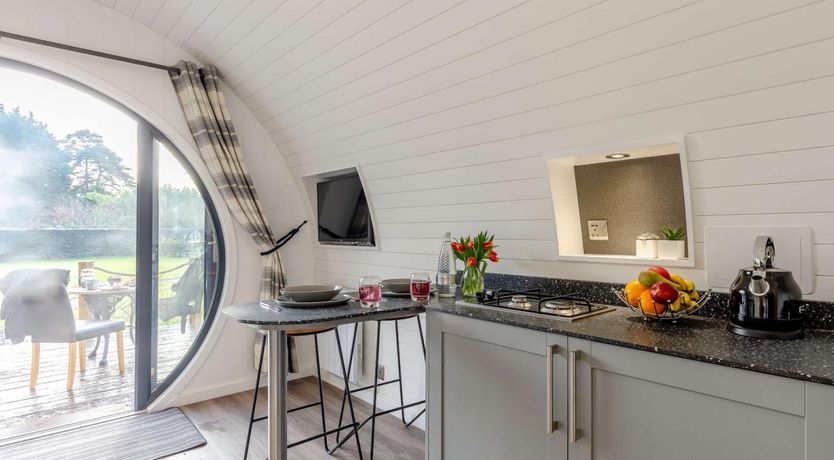 Photo of 1 Bed in South Brent