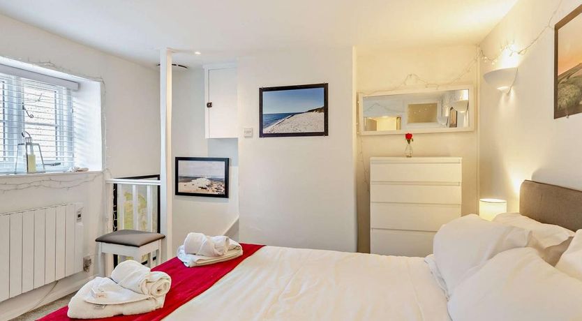 Photo of 2 Bed in Blakeney